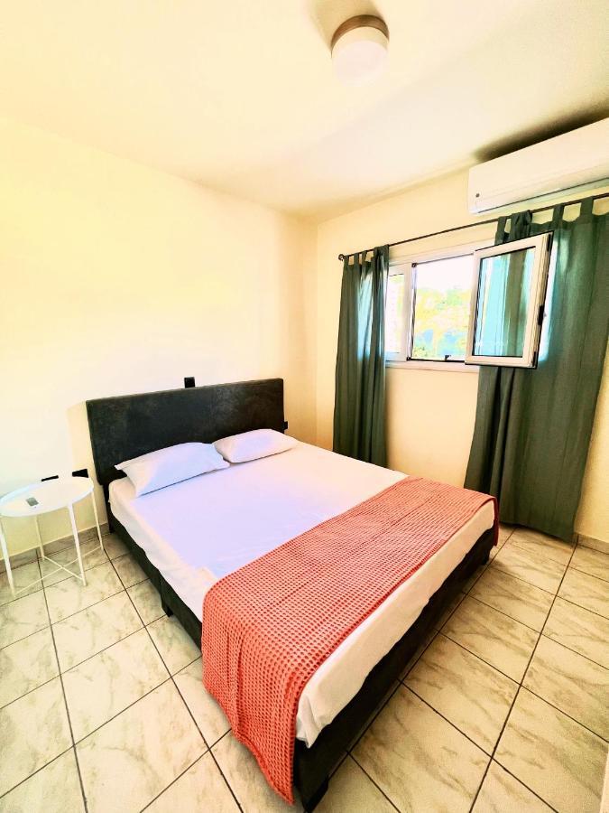 Kalamata Garden Suite Exteriör bild